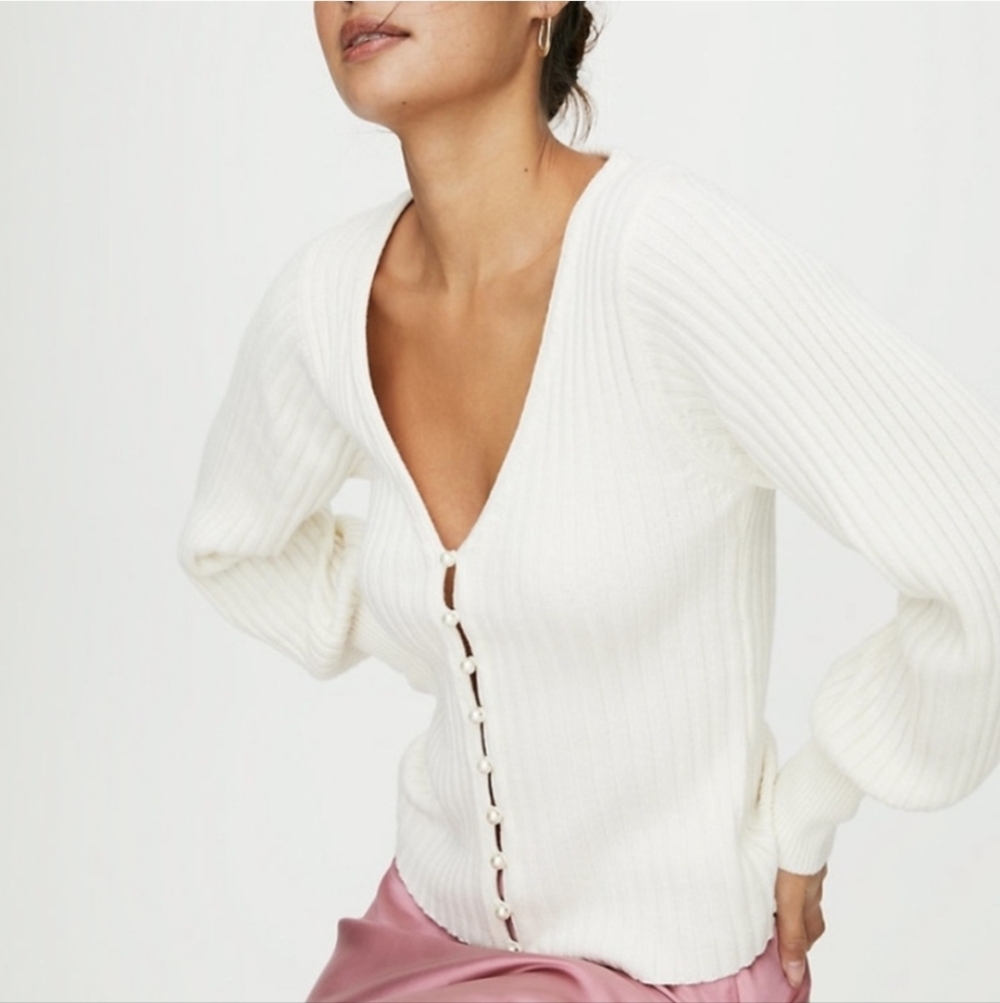 WILFRED Pearl Cardigan Sweater White Wool ARITZIA